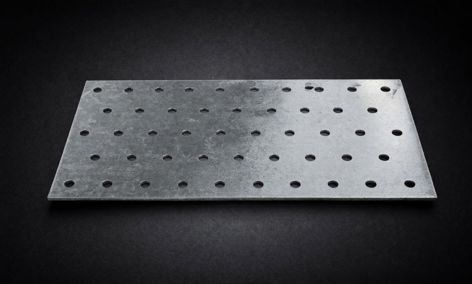 Пластина перфорированная 200×100 мм, ф7